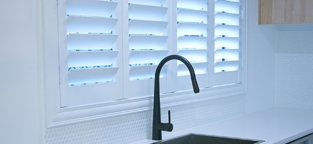 Blind Wholesaler, Llc Las Vegas - Are Interior Shutters Out Of Style? 1 Are Interior Shutters Out Of Style?